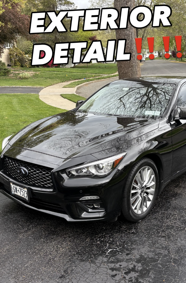 Exterior detail on a black Infiniti Q50